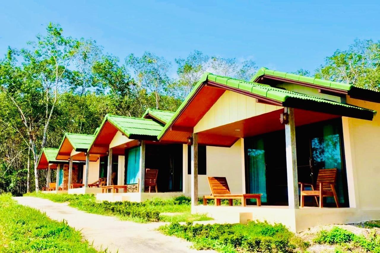 Rinna Resort เกาะมุก ภายนอก รูปภาพ